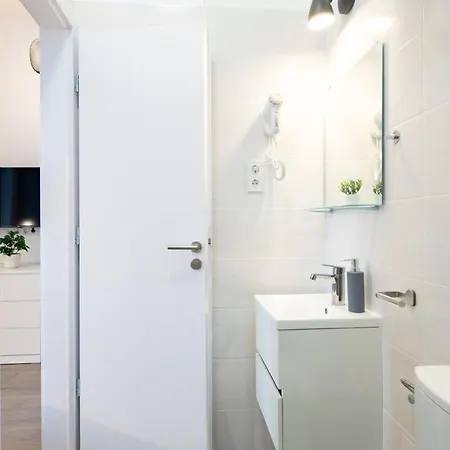 Extreme - Modern Mini Budapest